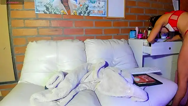 Badwolf818  online show from 21, 3, 2026