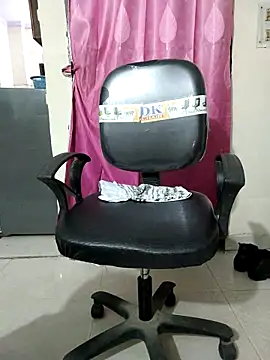 Manisha-Rai online show from 3, 4, 2026