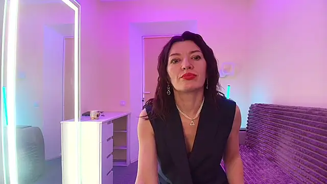 Bonnie Naughtyy online show from 11, 7, 2026