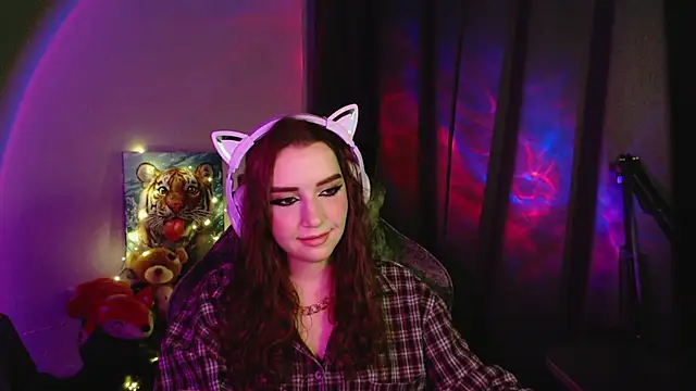 Celia Sensual  online show from 30, 6, 2026
