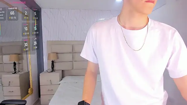 TylerCross  online show from 22, 4, 2026