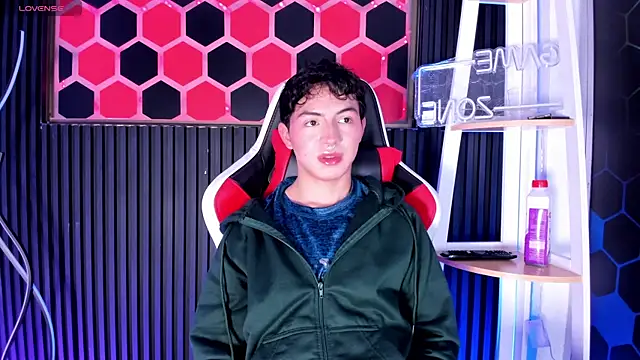 Cristopher Wild online show from 14, 4, 2026