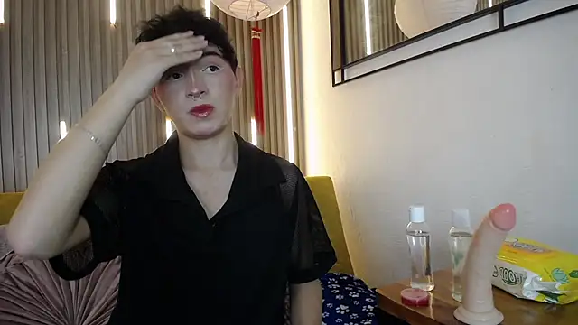 Cristopher Wild online show from 10, 4, 2026