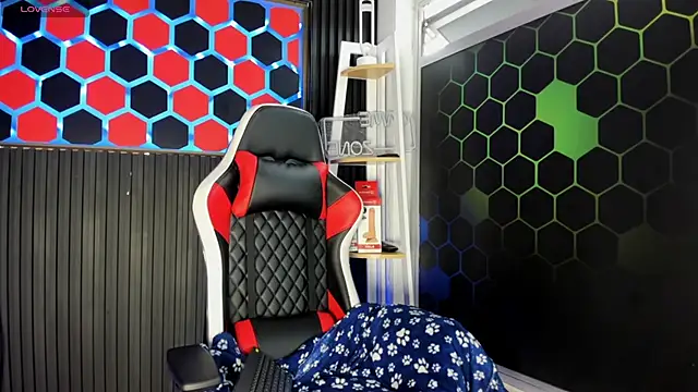 Cristopher Wild online show from 18, 4, 2026