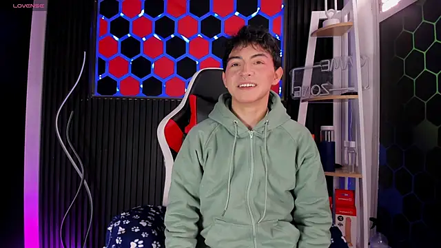 Cristopher Wild online show from 17, 4, 2026