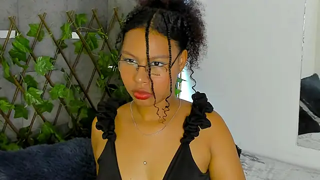 tatianasquirthot online show from 26, 3, 2026