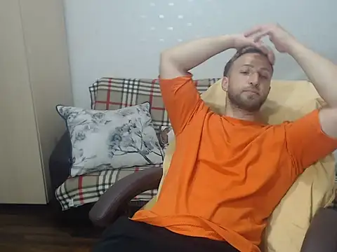 BlondEagleMuscle online show from 10, 6, 2026