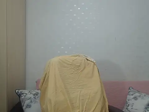 BlondEagleMuscle online show from 31, 3, 2026