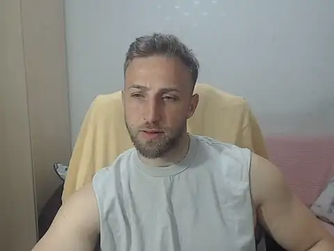 BlondEagleMuscle online show from 21, 5, 2026