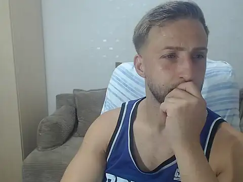 BlondEagleMuscle online show from 7, 8, 2026