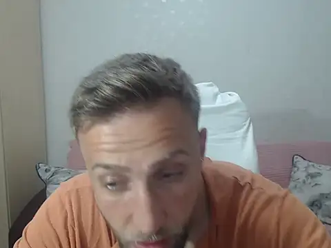 BlondEagleMuscle online show from 6, 5, 2026