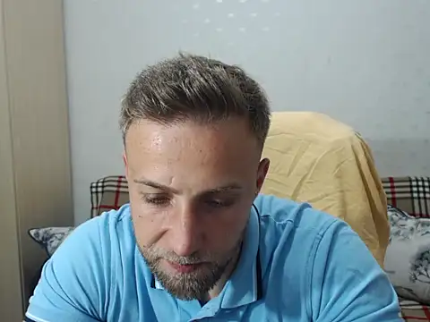 BlondEagleMuscle online show from 3, 6, 2026