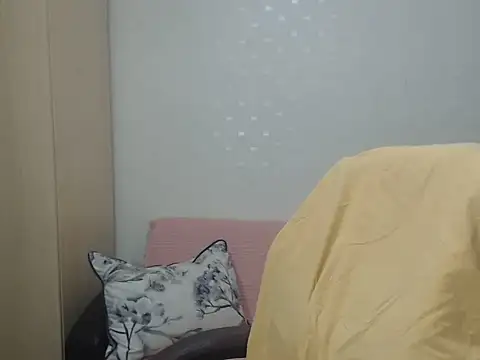 BlondEagleMuscle online show from 22, 5, 2026