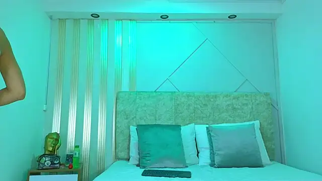 j belle  online show from 14, 3, 2026