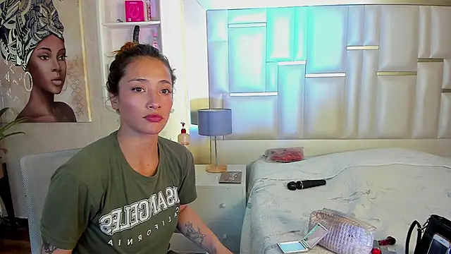 ZoeTaylorl online show from 1, 4, 2026