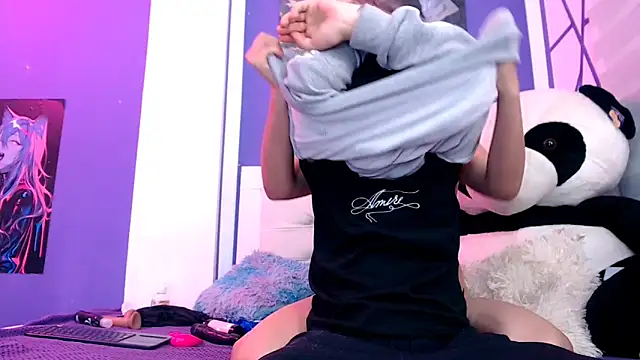 megan hot019 online show from 27, 4, 2026