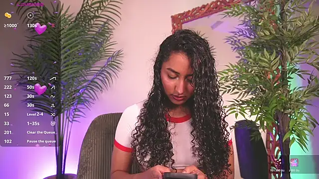 SoyJuliana 19 online show from 11, 5, 2026