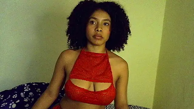 Larita curly online show from 4, 4, 2026