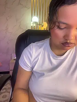 Snapshot of Catalinaa01 chatting on 20, 5, 2026 Catalinaa01 online show from 20, 5, 2026