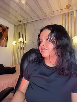 Catalinaa01 online show from 23, 4, 2026