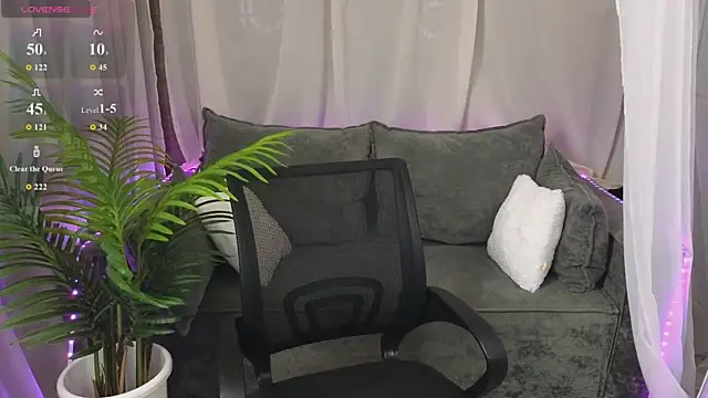 Snapshot of _amymoore_ chatting on 9, 7, 2026 amymoore online show from 9, 7, 2026