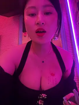 Yolanda9 online show from 29, 4, 2026
