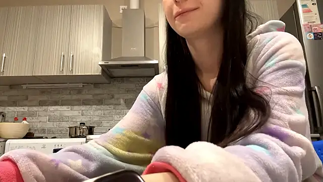 LaraDraggoo online show from 11, 3, 2026