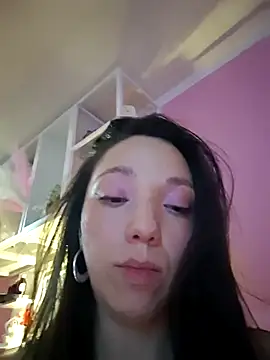 Lucyjf online show from 6, 3, 2026