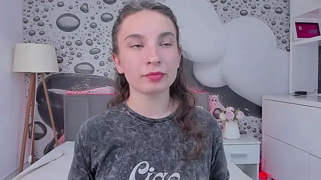 JosephineRows online show from 22, 5, 2026