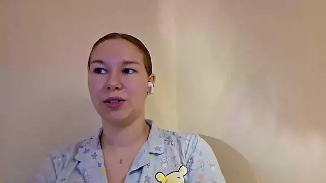 passionatefox online show from 10, 3, 2026