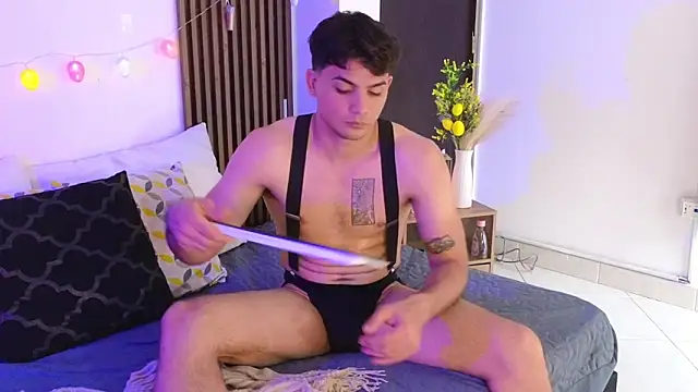 MrAdonis  online show from 5, 4, 2026