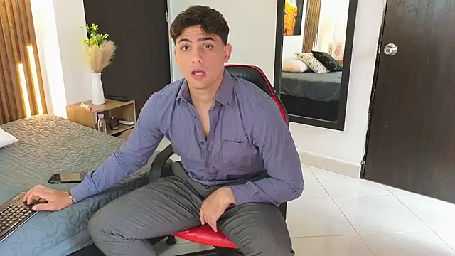 MrAdonis  online show from 11, 4, 2026