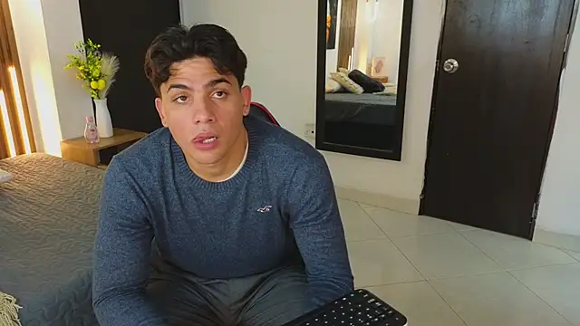 MrAdonis  online show from 15, 4, 2026