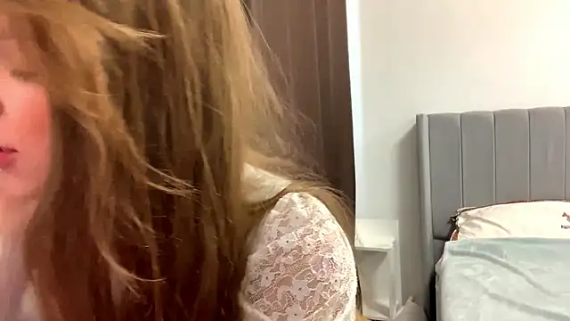 Kissme Kira online show from 23, 4, 2026