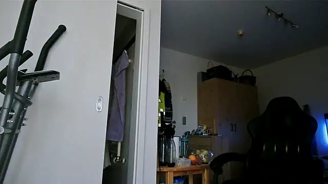 BigDaddyCooool online show from 6, 3, 2026