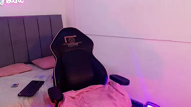 KVAS TAY1 online show from 18, 3, 2026