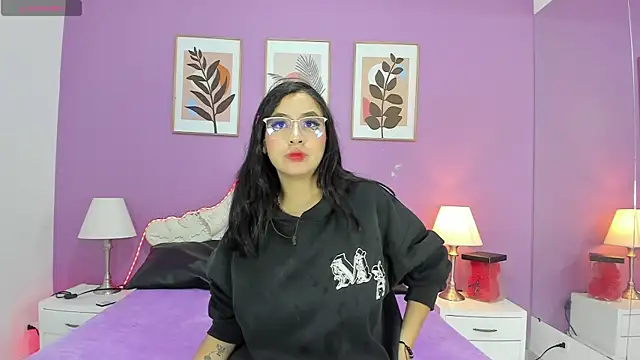 Snapshot of YayaQueen chatting on 6, 6, 2026 YayaQueen online show from 6, 6, 2026