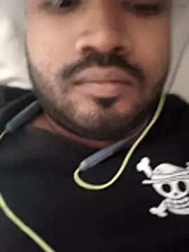 Snapshot of DjWaleBabu01 chatting on 25, 4, 2026 DjWaleBabu01 online show from 25, 4, 2026