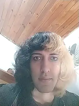 Snapshot of MakiMorningstar chatting on 12, 3, 2026 MakiMorningstar online show from 12, 3, 2026