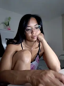 Snapshot of nathyjonees chatting on 27, 5, 2026 nathyjonees online show from 27, 5, 2026