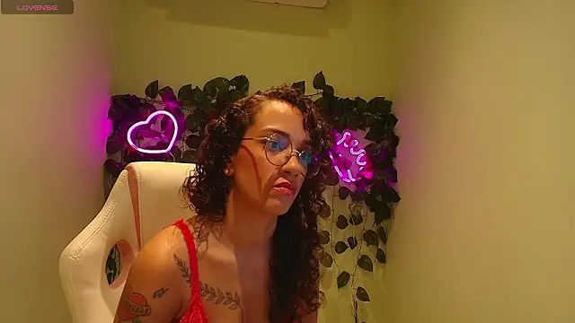 Sally Diazz online show from 17, 3, 2026