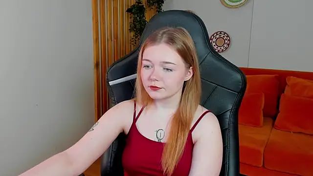 ElinaVale online show from 17, 5, 2026