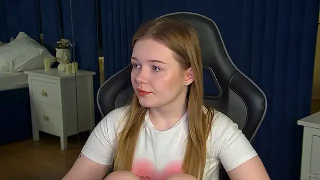 ElinaVale online show from 20, 5, 2026