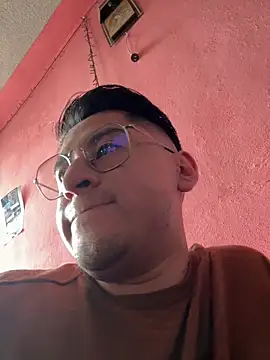 GoldenM95 online show from 9, 4, 2026