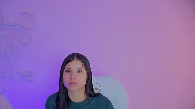 Tamara Ferrer online show from 15, 4, 2026