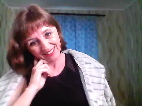 Alisaprice077 online show from 19, 4, 2026