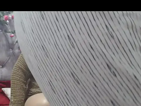 Snapshot of scarlet_rosse96 chatting on 15, 4, 2026 scarlet rosse96 online show from 15, 4, 2026