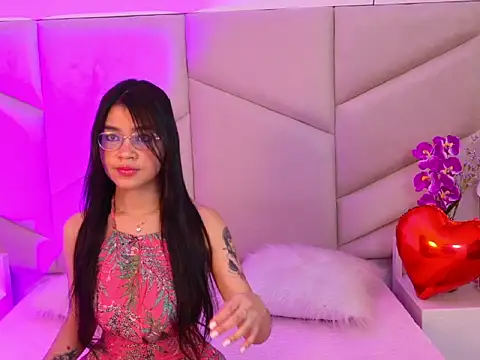 OliviaDiaz online show from 13, 3, 2026