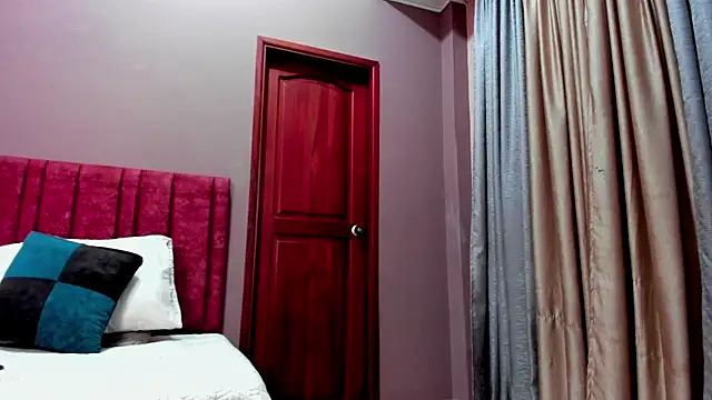 FreyaCameron online show from 25, 4, 2026