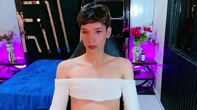 Stefany PiInk online show from 16, 4, 2026
